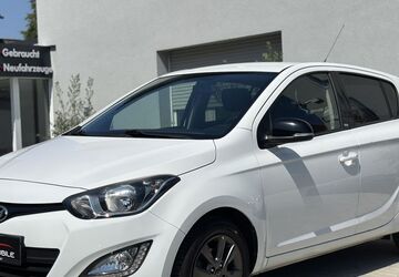 Hyundai i20 102.777 km 6.490 &euro; Velbert 42551