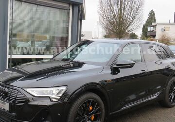 Audi e-tron 30.618 km 49.990 &euro; Gladbeck 45964
