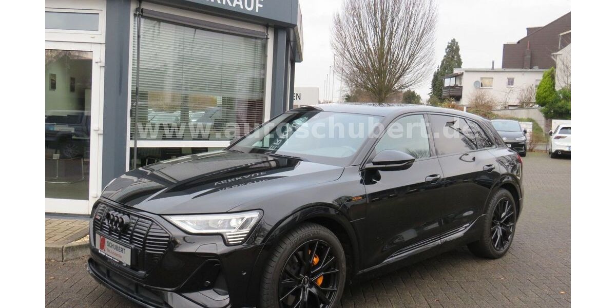 Audi e-tron 30.618 km 49.990 &euro; Gladbeck 45964