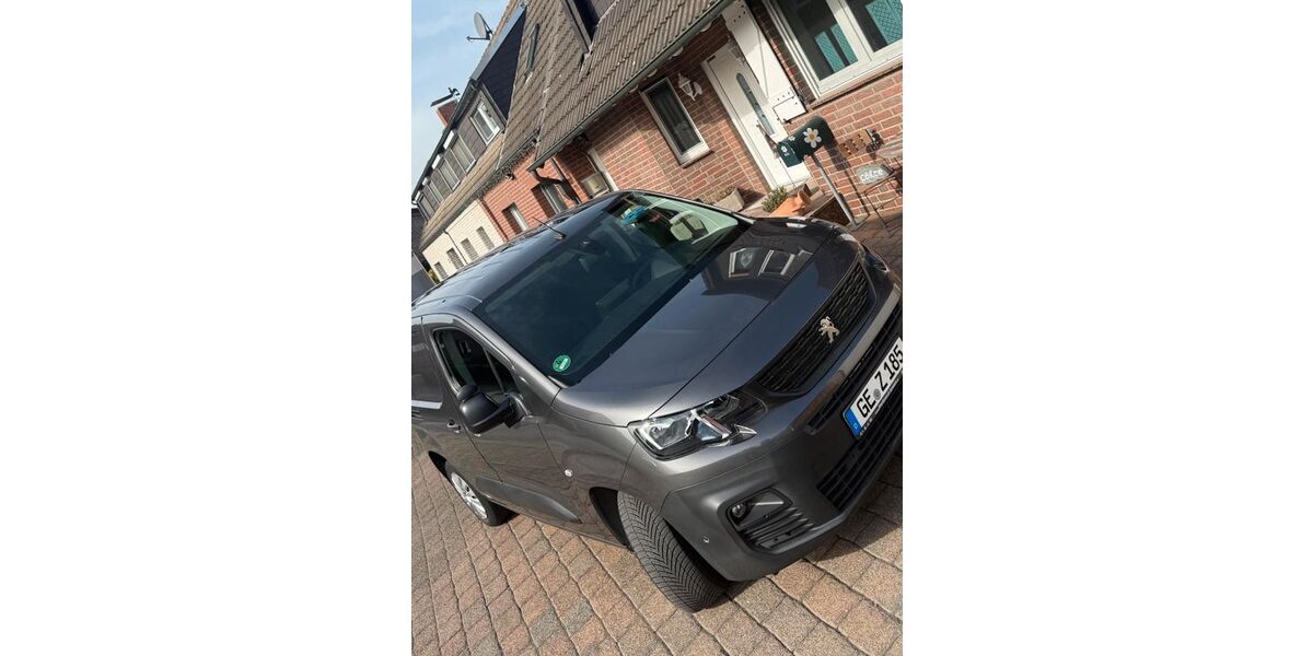 Peugeot Partner 114.000 km 8.500 &euro; Gelsenkirchen 45892