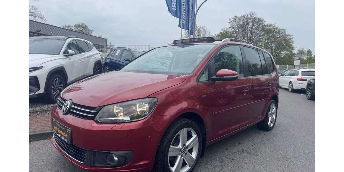 VW Touran 157.000 km 9.990 &euro; Datteln 45711