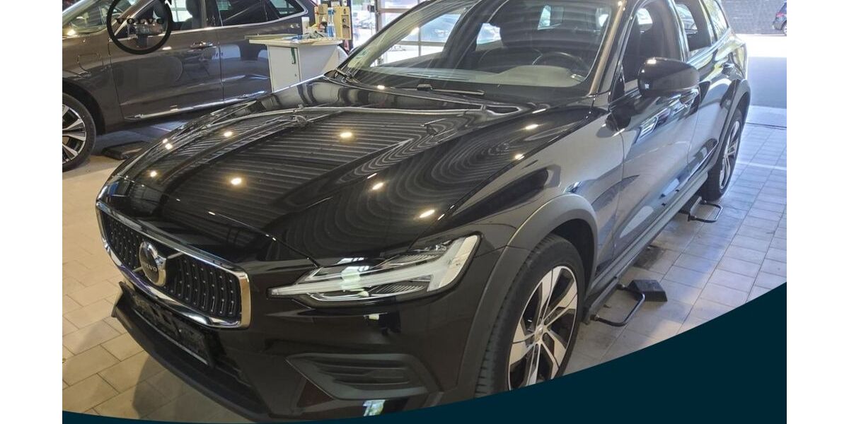 Volvo V60 Cross Country 35.363 km 35.950 &euro; Witten 58453