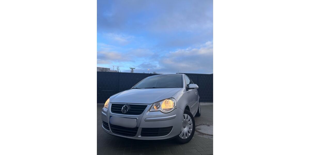 VW Polo 43.000 km 3.599 &euro; Essen 45359