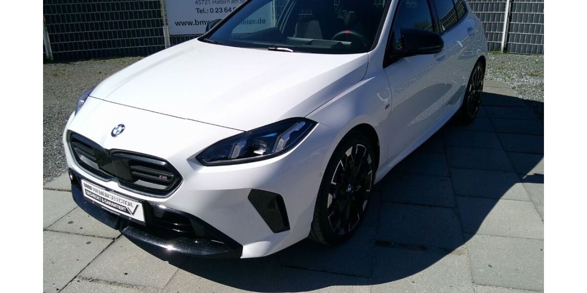 BMW M135 27.967 km 43.900 &euro; Haltern am See 45721