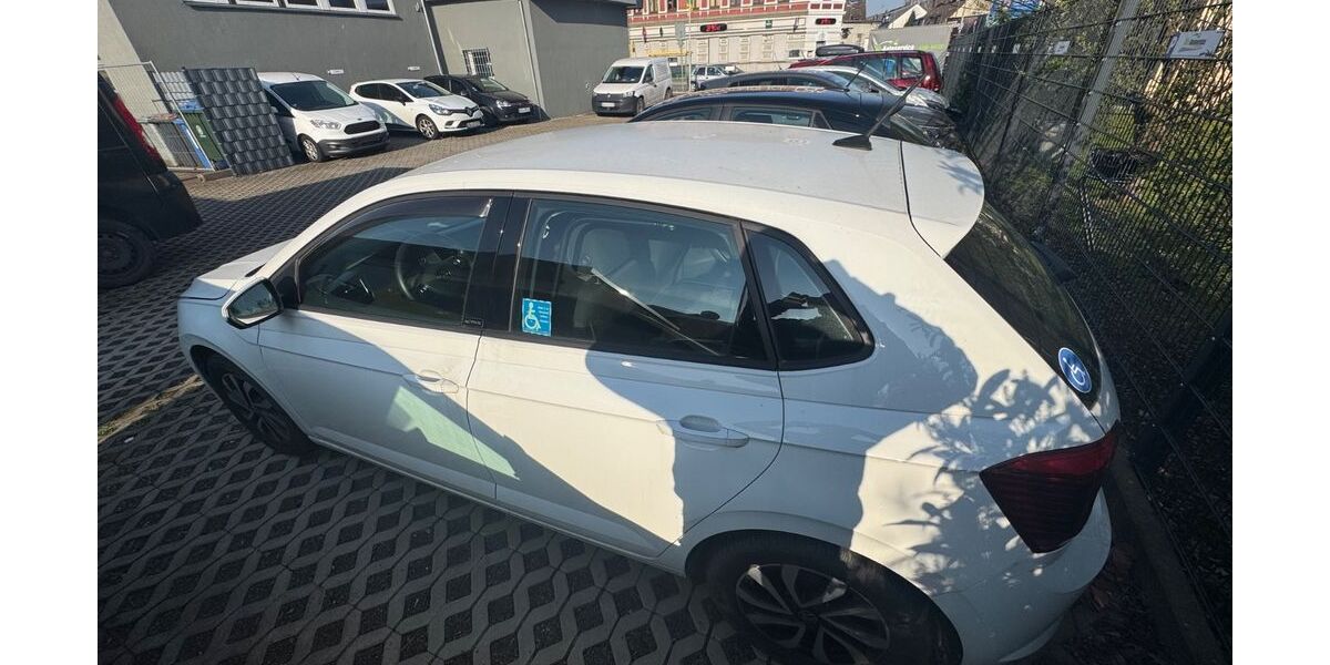 VW Polo 7.741 km 21.500 &euro; Dinslaken 46539