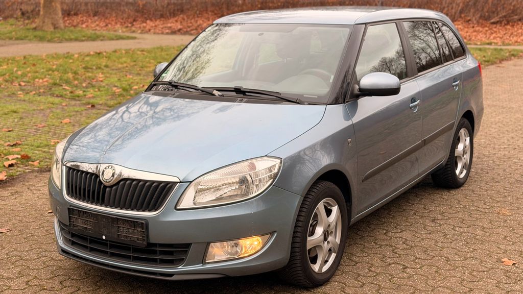 Skoda Fabia 174.500 km 2.599 &euro; Oberhausen 46045