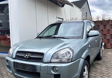Hyundai TUCSON 145.000 km 3.490 &euro; Bochum 44809