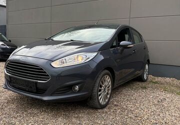 Ford Fiesta 157.000 km 3.300 &euro; Duisburg 47239
