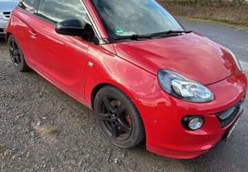 Opel Adam 96.000 km 9.500 &euro; Marl 45770