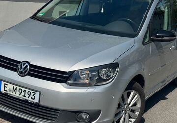 VW Touran 206.000 km 5.999 &euro; Essen 45356