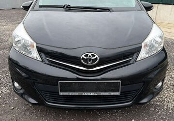 Toyota Yaris 95.234 km 4.890 &euro; Dinslaken 46539